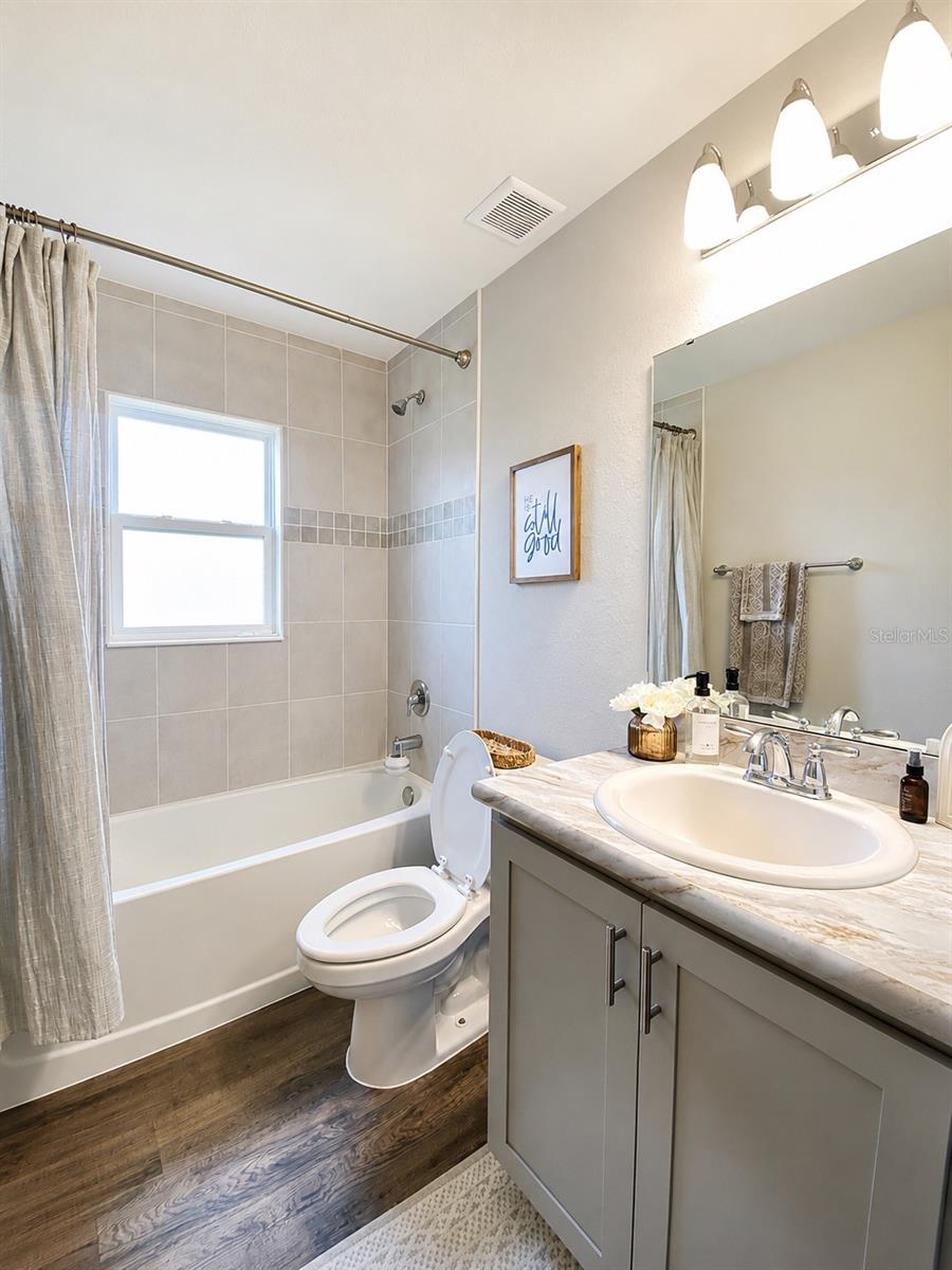 LAKES TR 5 - Residential
