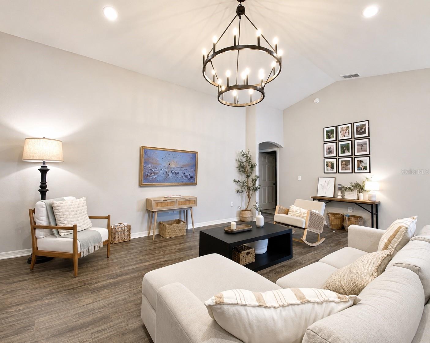 LAKES TR 5 - Residential