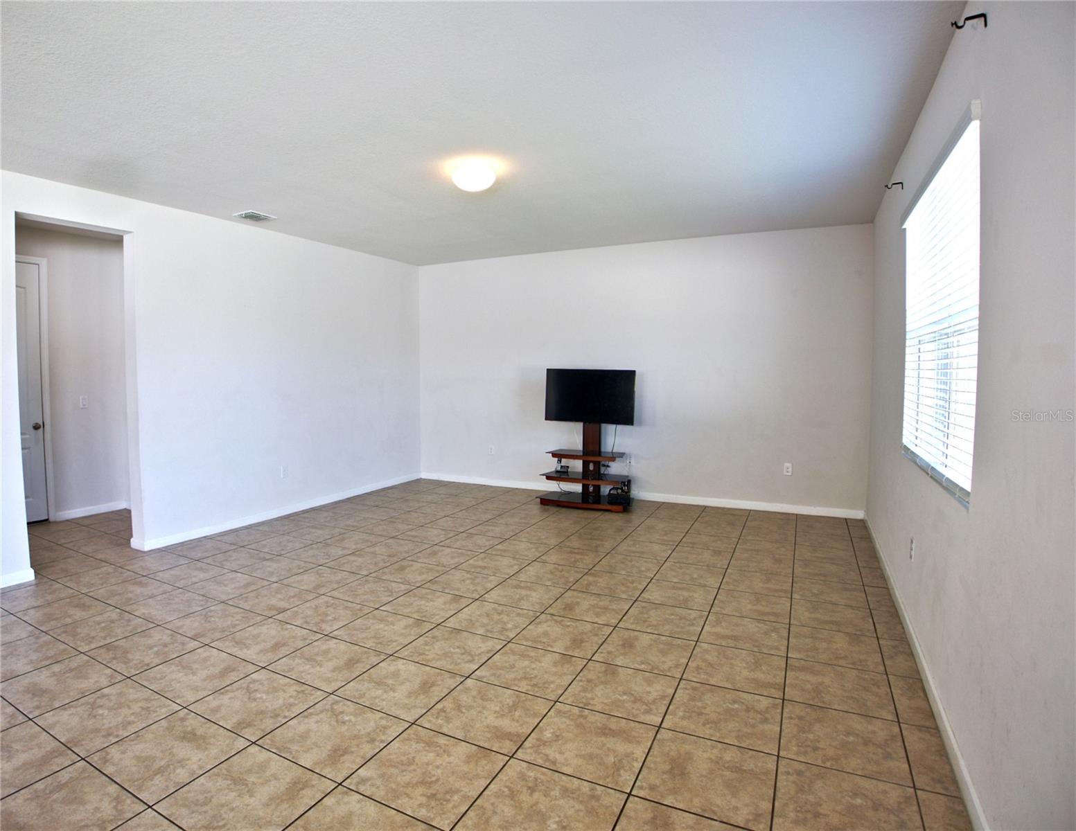 DEER CREEK WEST - Residential