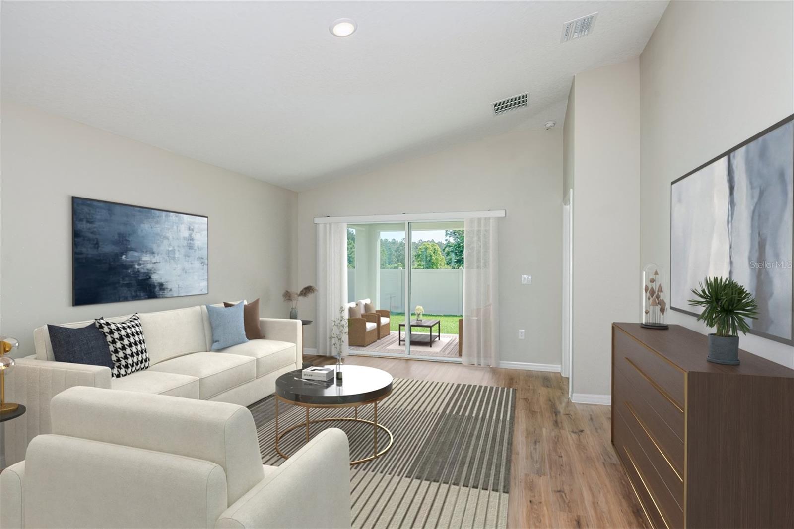PASADENA WOODS - Residential