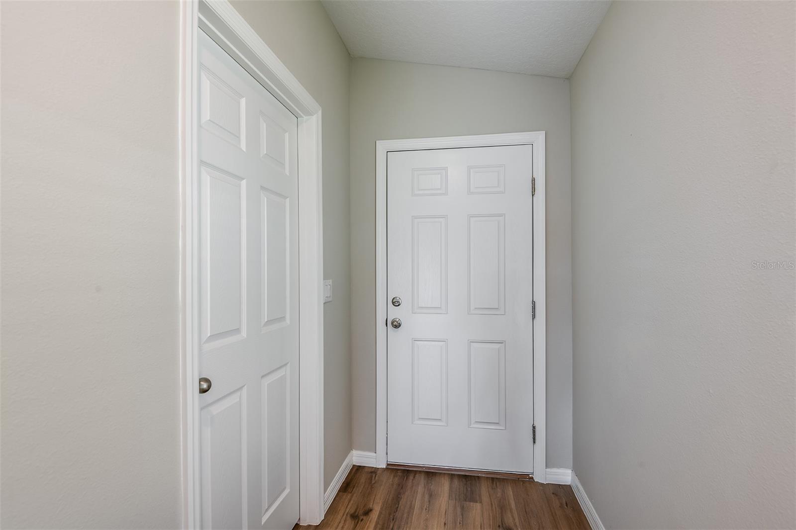 PASADENA WOODS - Residential