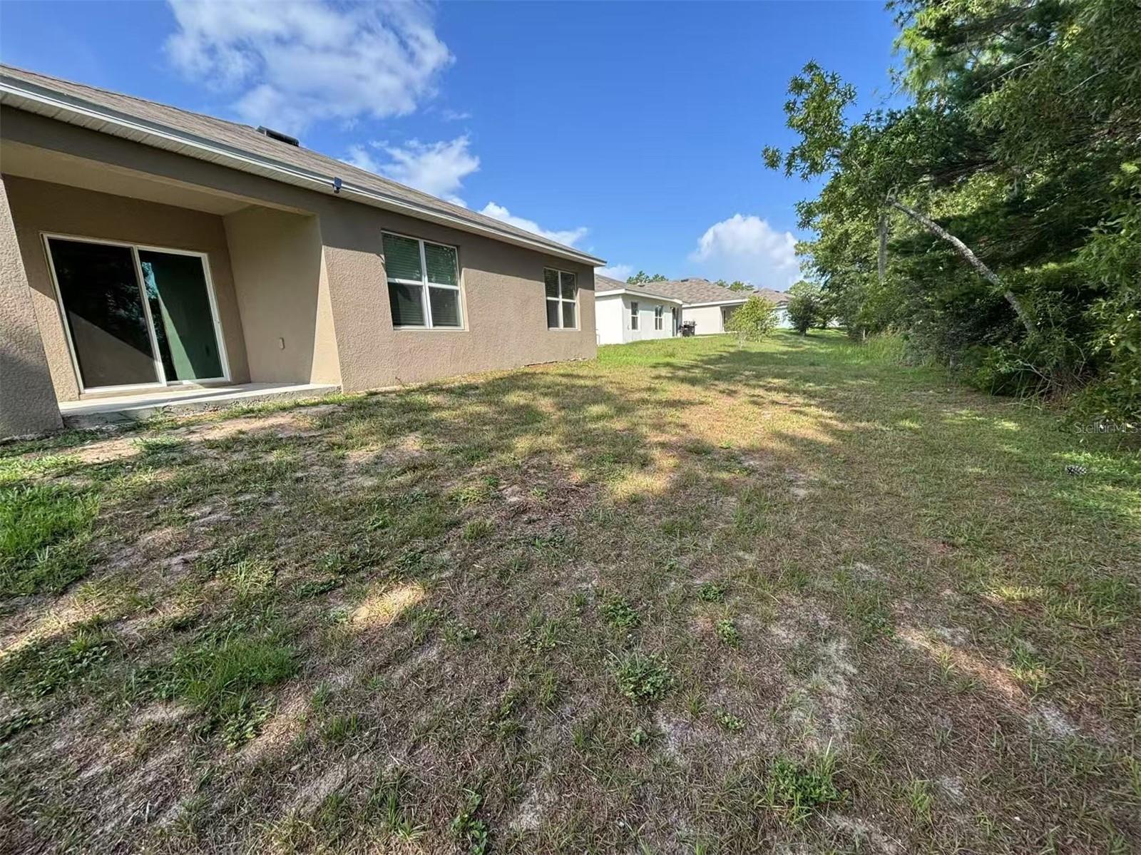 LAKE DIAMOND NORTH - Residential Lease