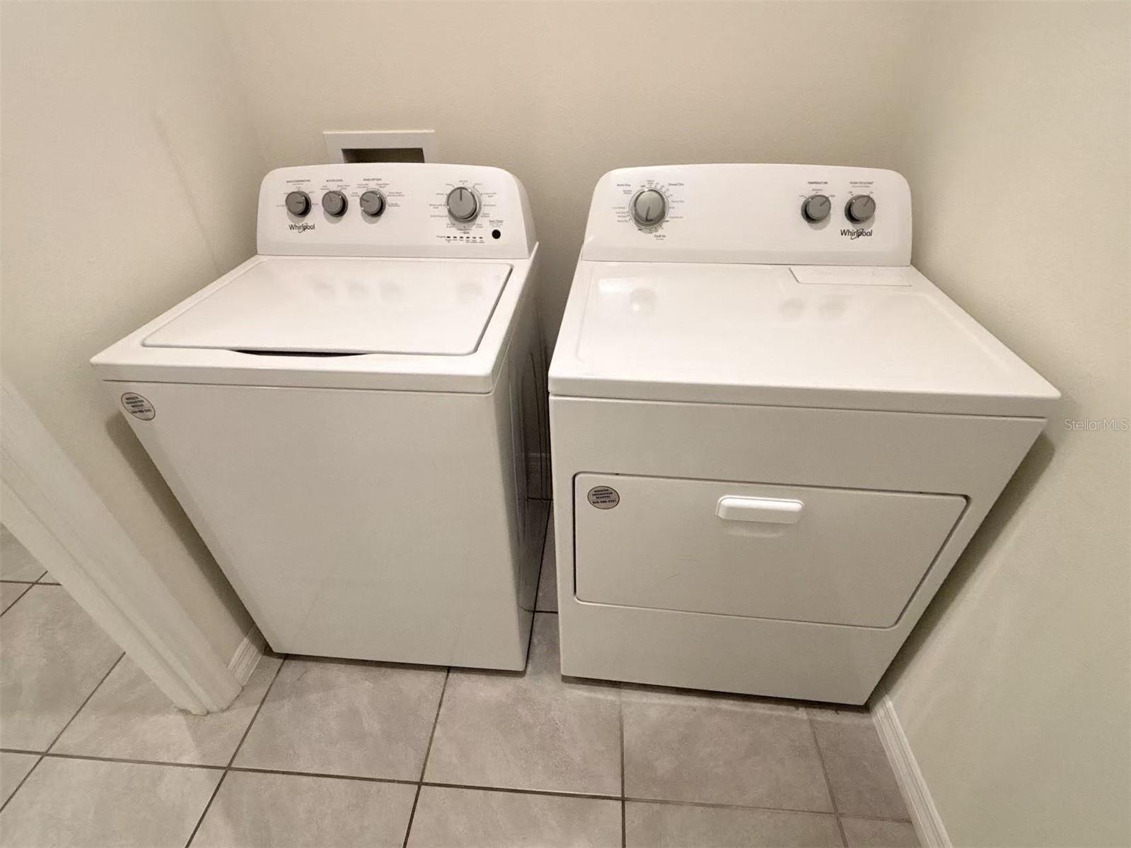LAKE DIAMOND NORTH - Residential Lease