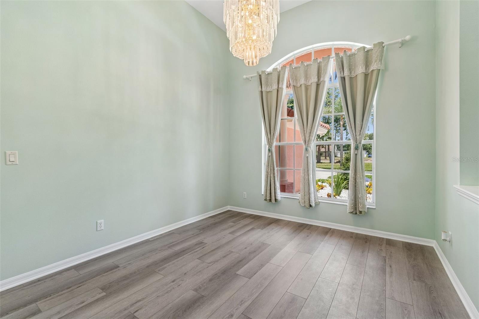 UNPLATTED - Residential Lease