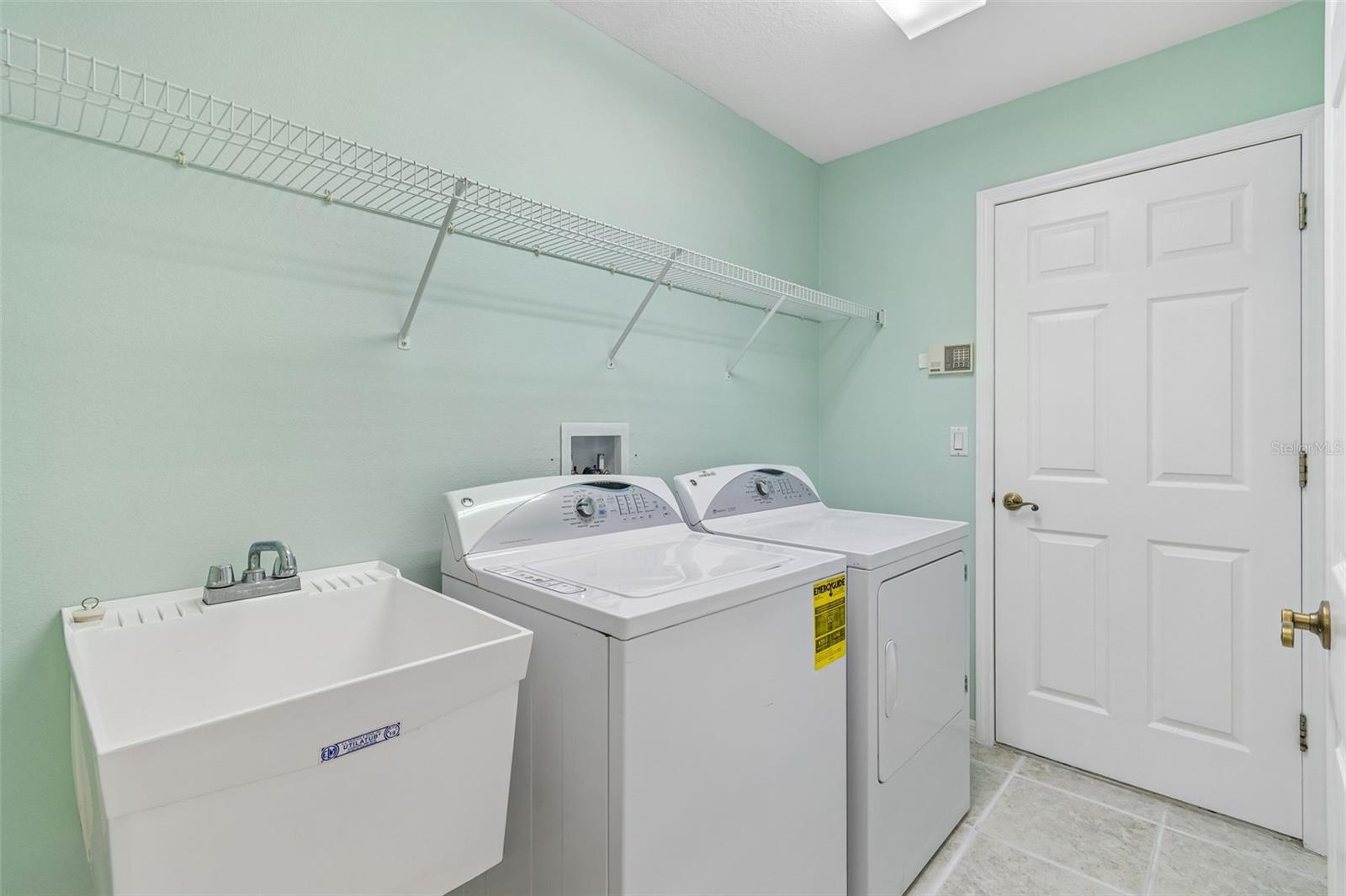 UNPLATTED - Residential Lease