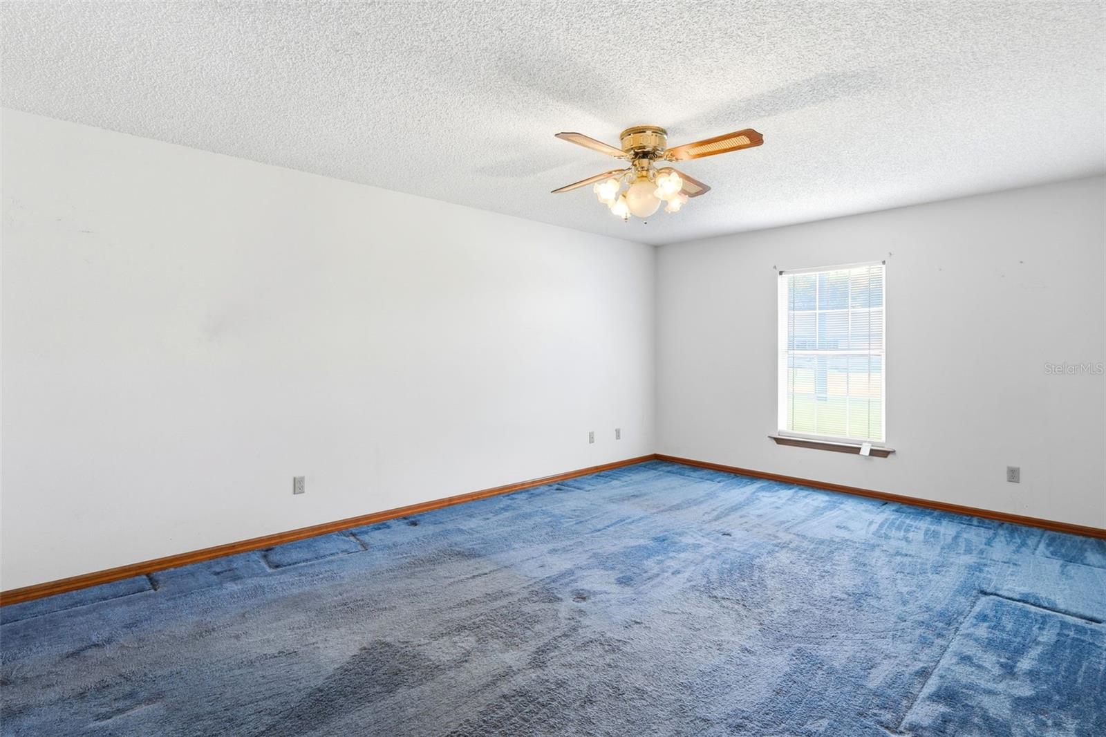 DELTONA LAKES UNIT 27 - Residential