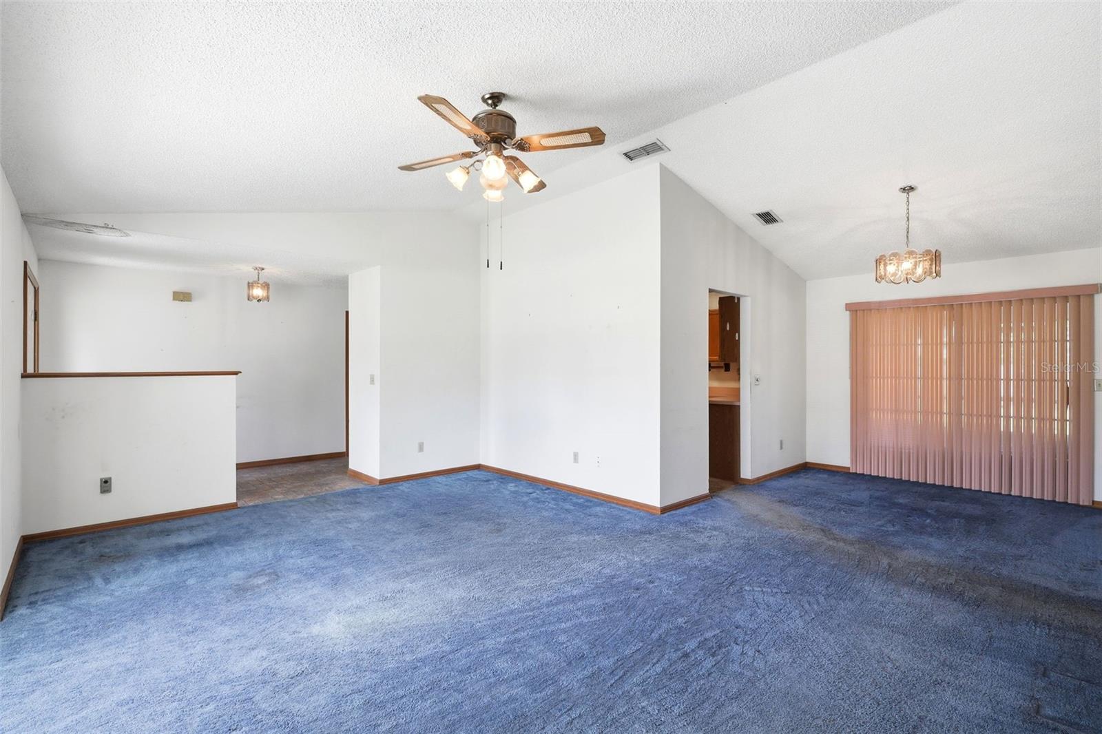 DELTONA LAKES UNIT 27 - Residential