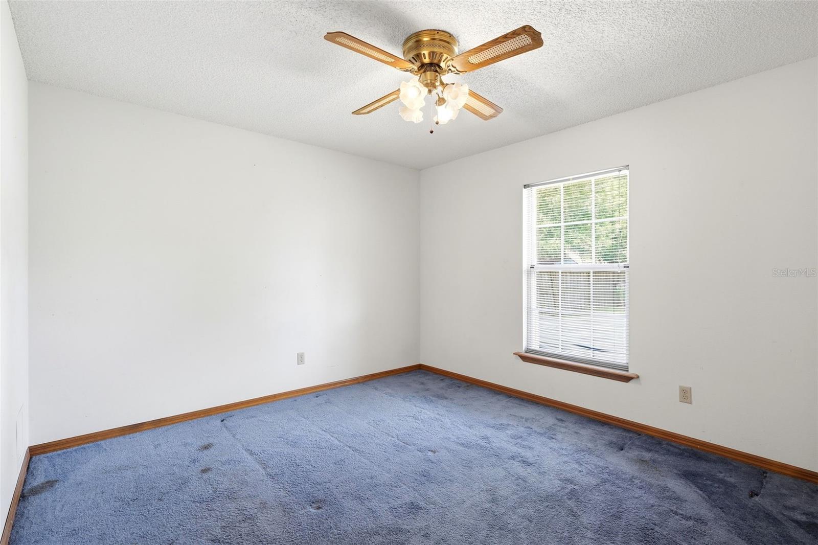 DELTONA LAKES UNIT 27 - Residential