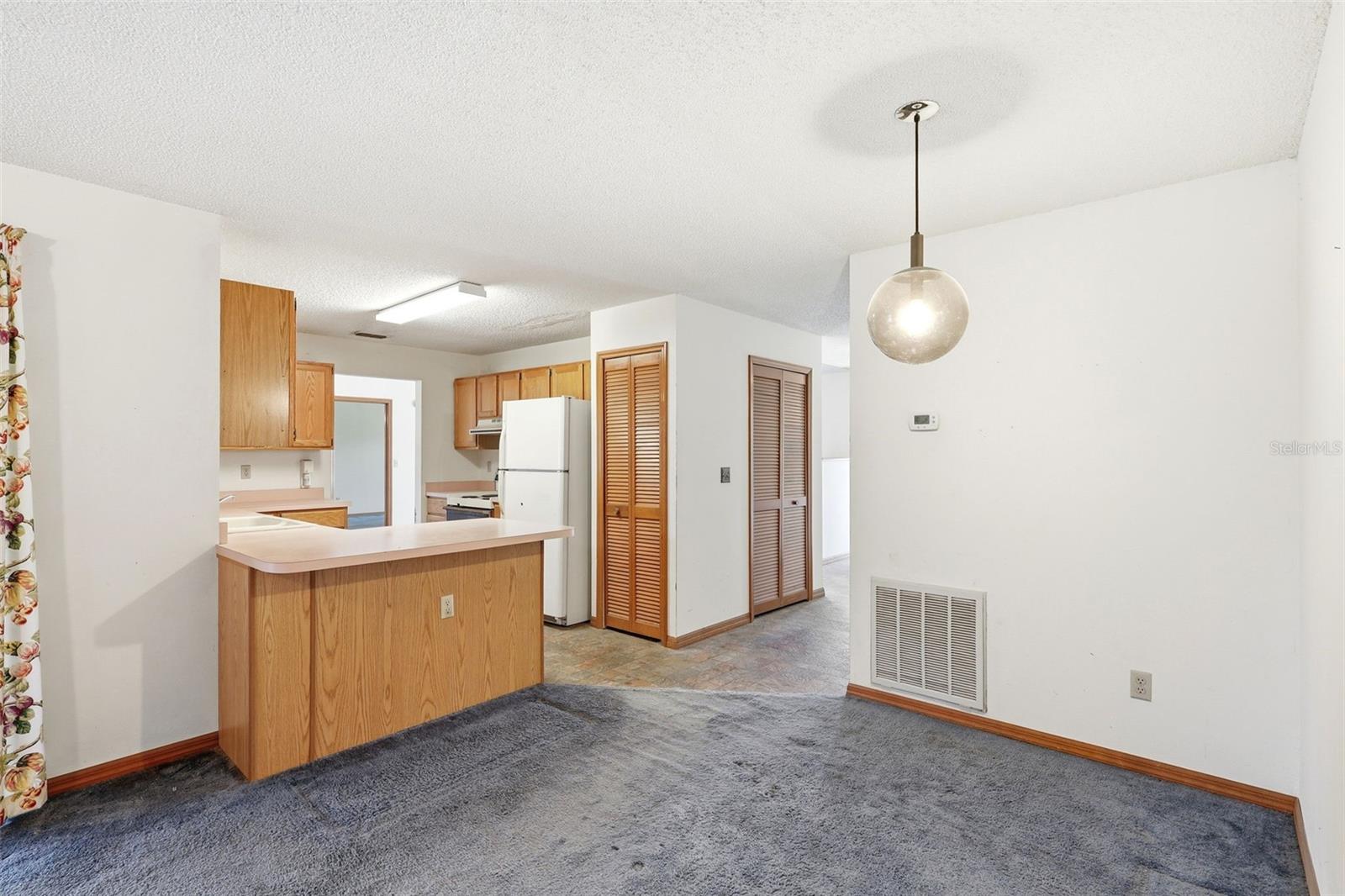 DELTONA LAKES UNIT 27 - Residential