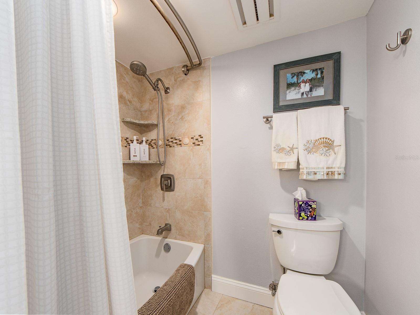 ISLAND WALK CONDO - Residential