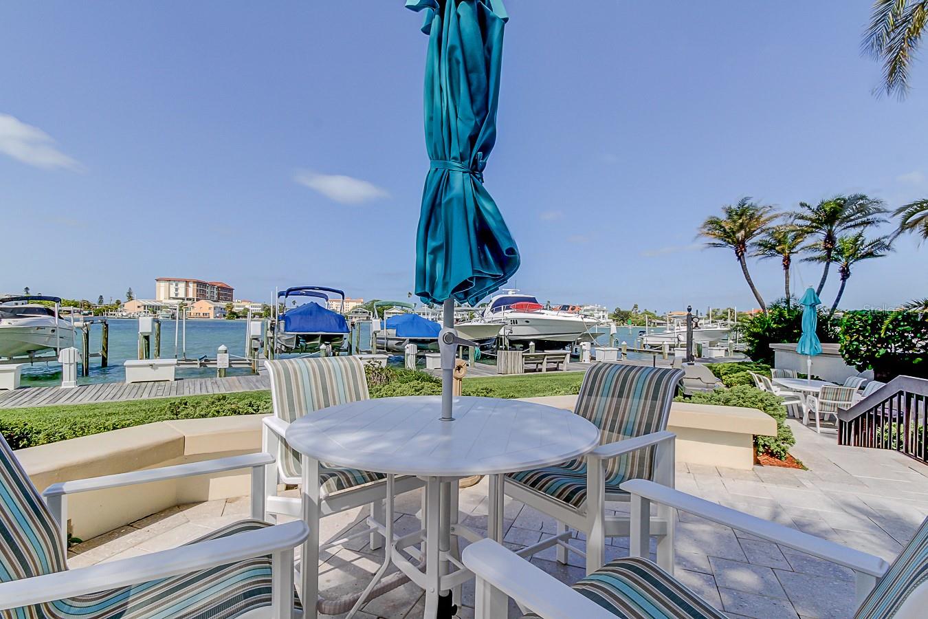 ISLAND WALK CONDO - Residential