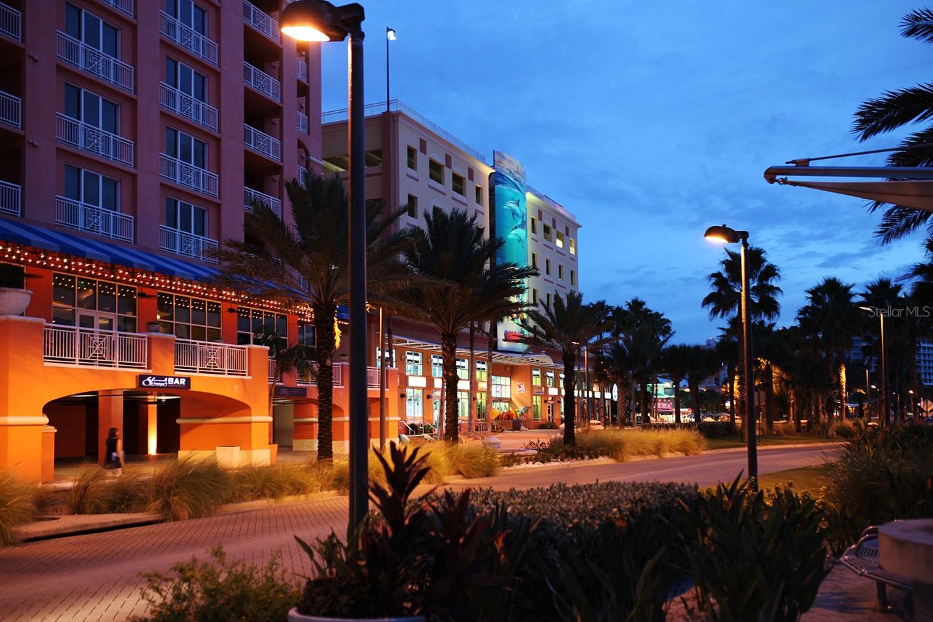 ISLAND WALK CONDO - Residential