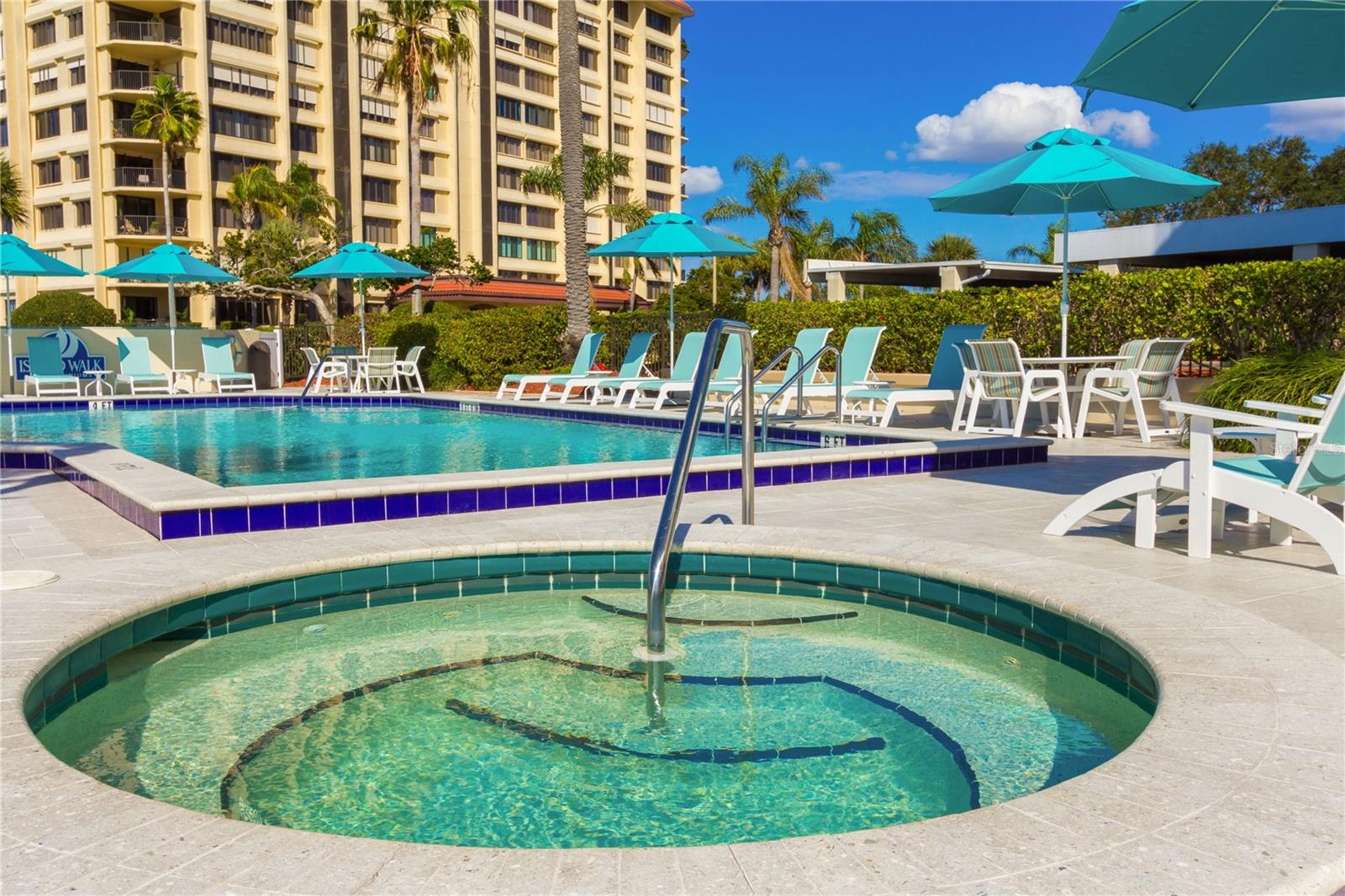 ISLAND WALK CONDO - Residential
