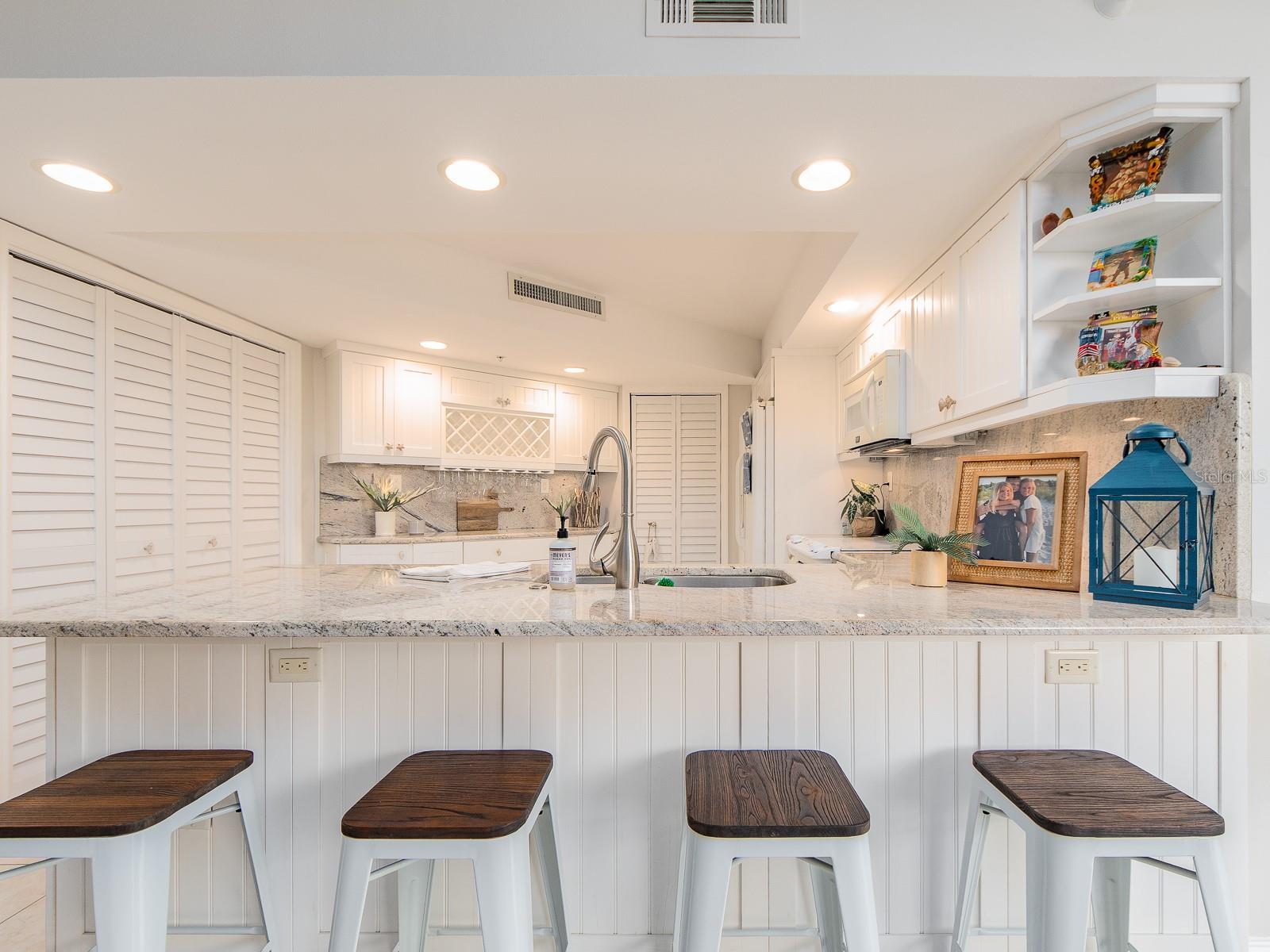ISLAND WALK CONDO - Residential