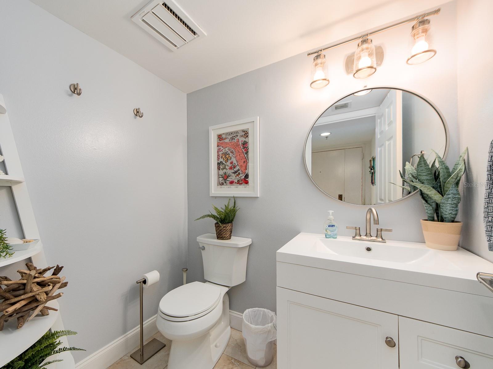 ISLAND WALK CONDO - Residential