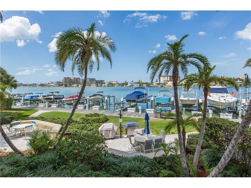 ISLAND WALK CONDO - Residential