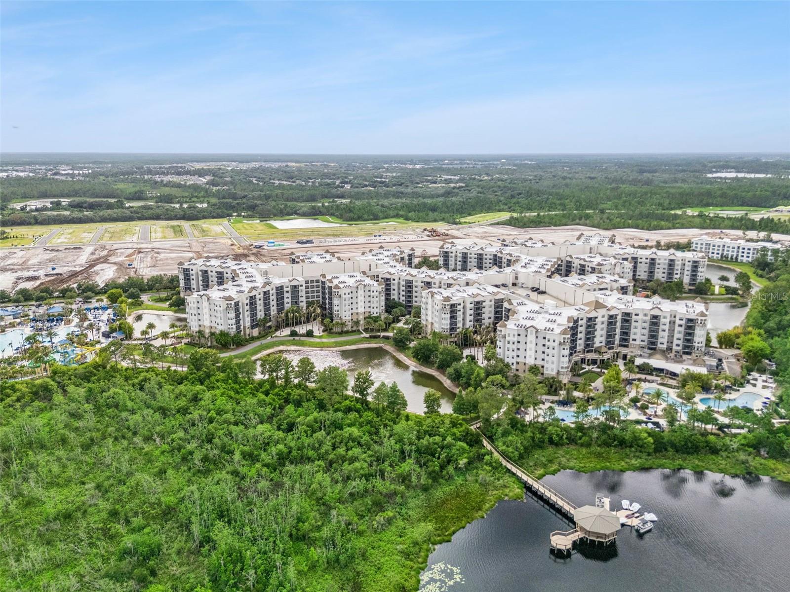 THE GROVE RESORT AND SPA - Residential