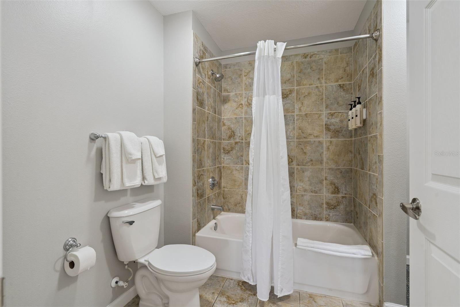 THE GROVE RESORT AND SPA - Residential