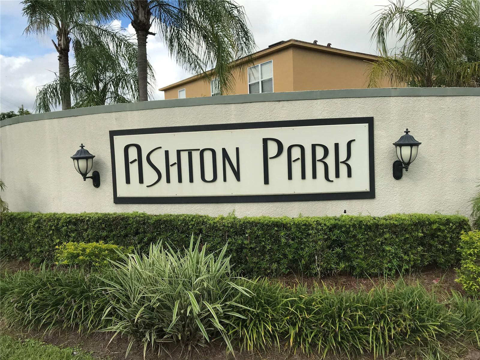 ASHTON PARK - Residential