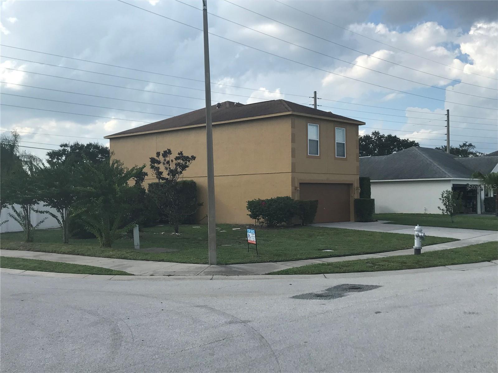 ASHTON PARK - Residential