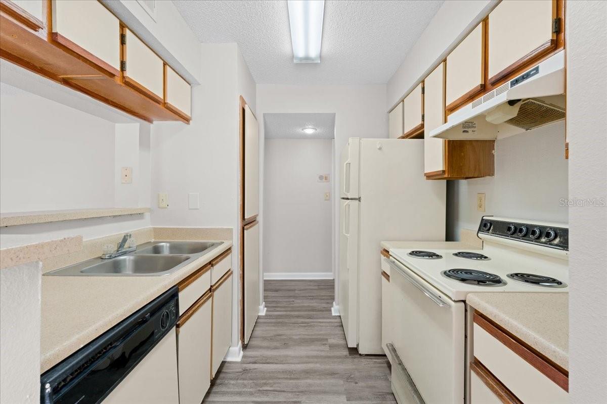 THE GRAND RESERVE CONDO - Residential