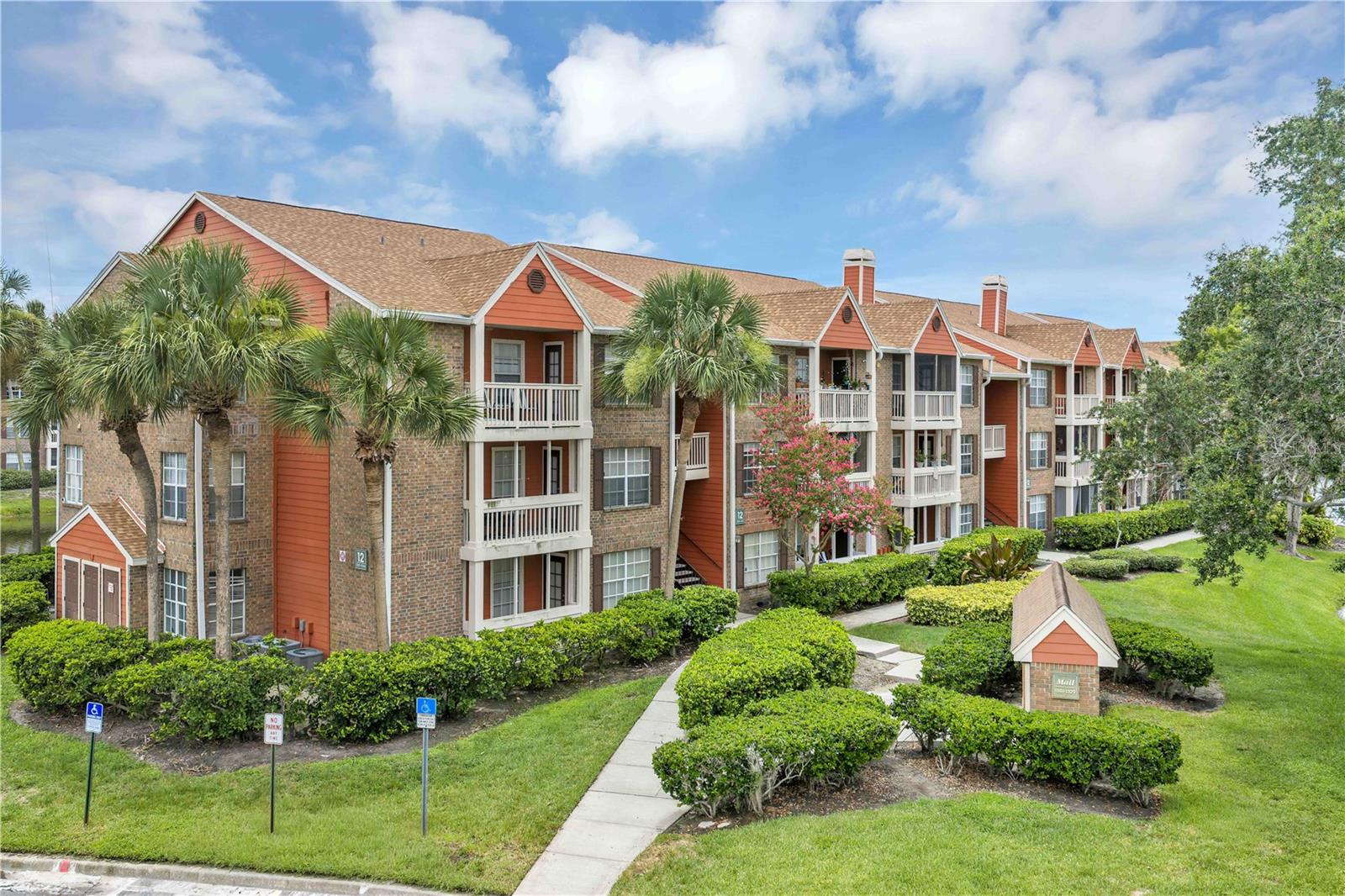 VANTAGE POINT CONDO - Residential