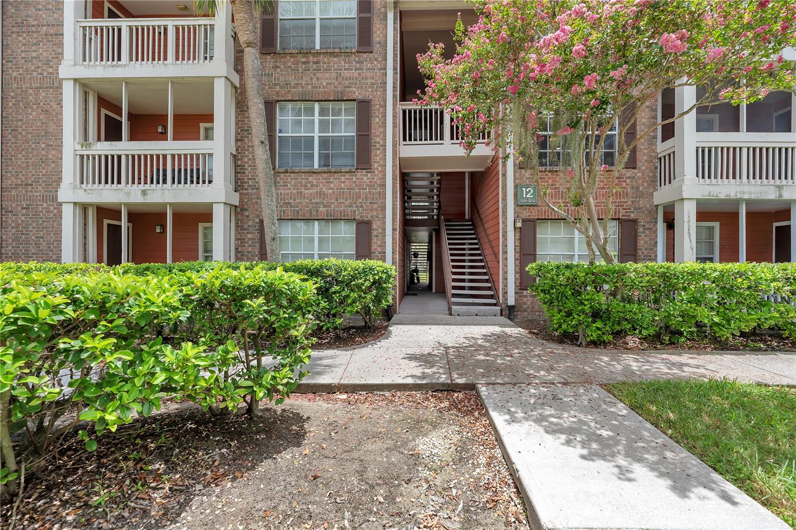 VANTAGE POINT CONDO - Residential