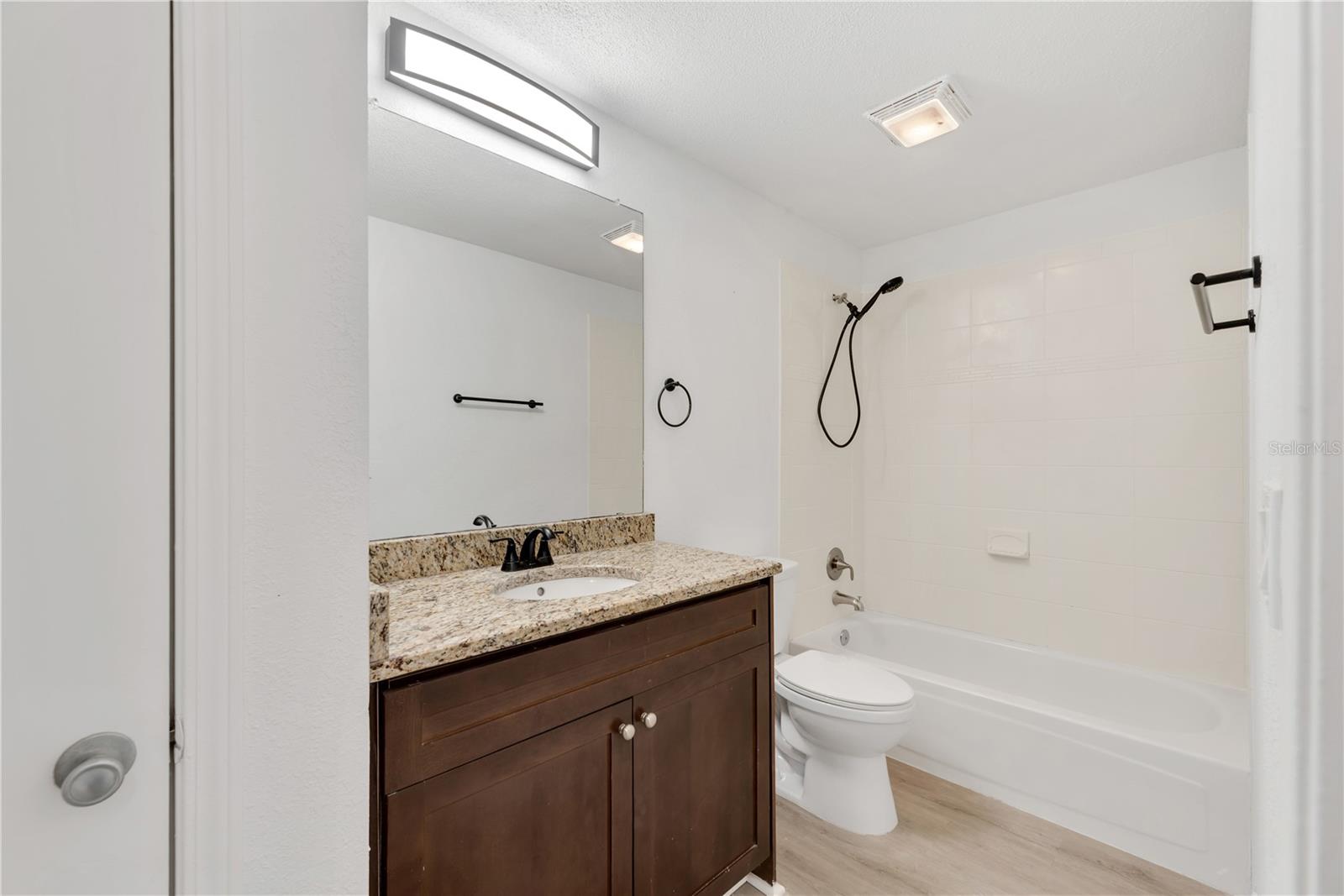 VANTAGE POINT CONDO - Residential