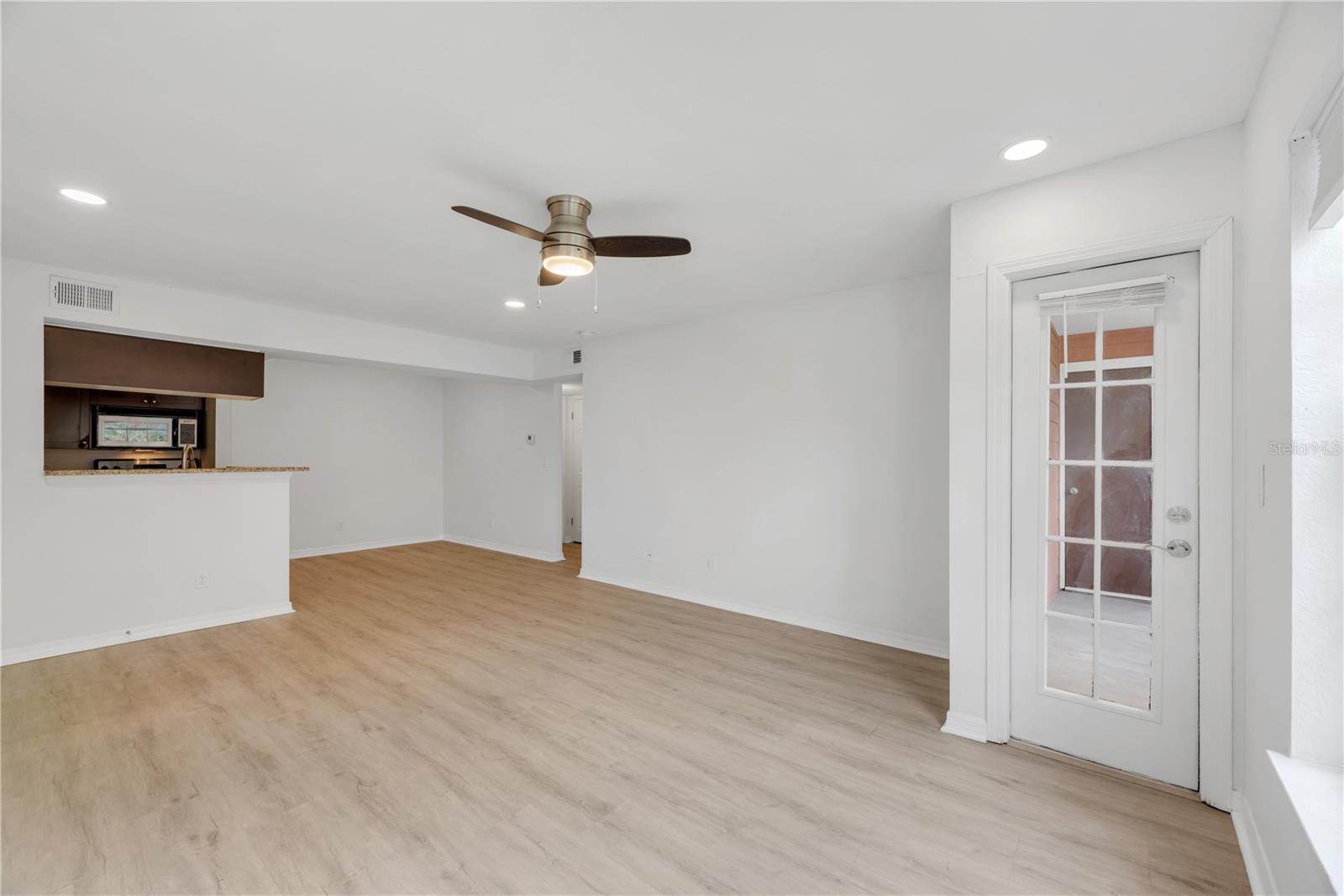 VANTAGE POINT CONDO - Residential