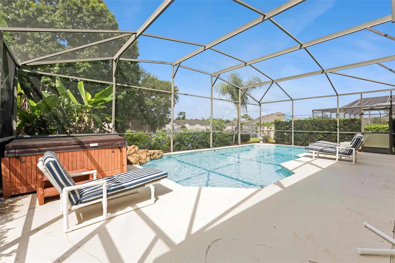 WYNDHAM PALMS - Residential