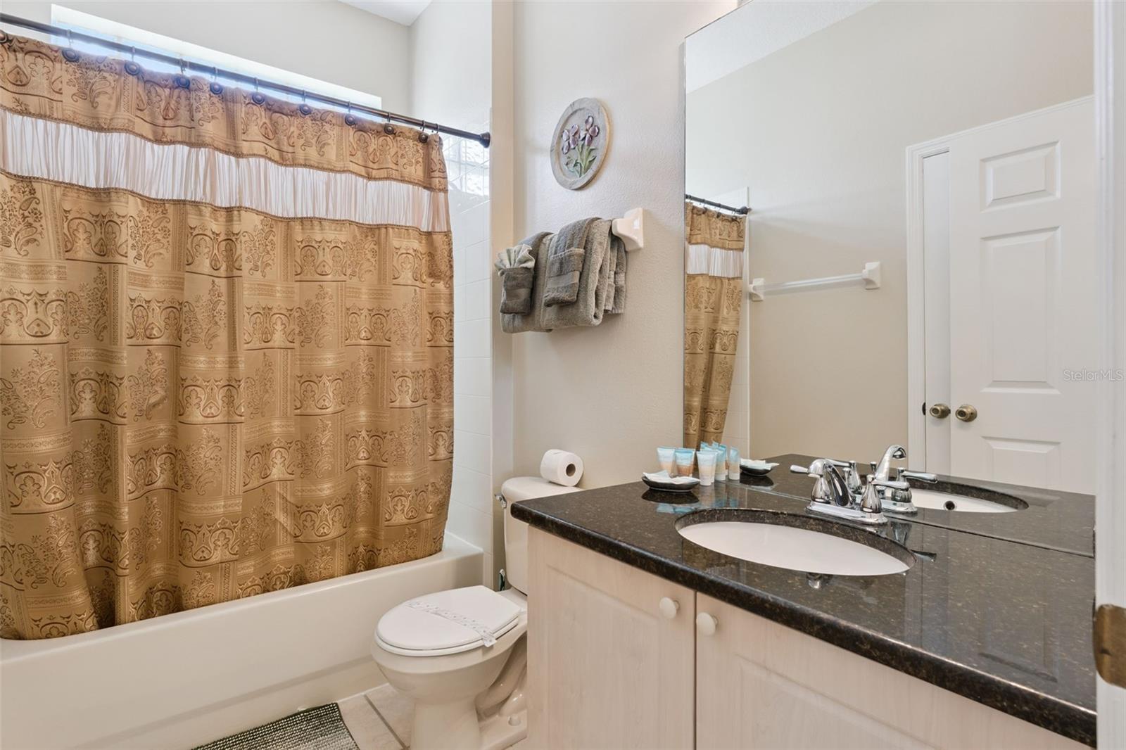 WYNDHAM PALMS - Residential