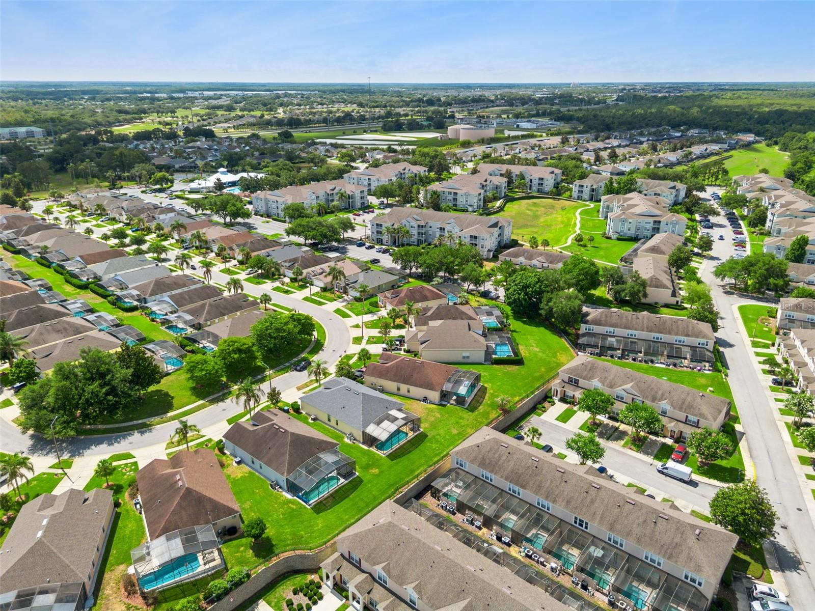 WYNDHAM PALMS - Residential