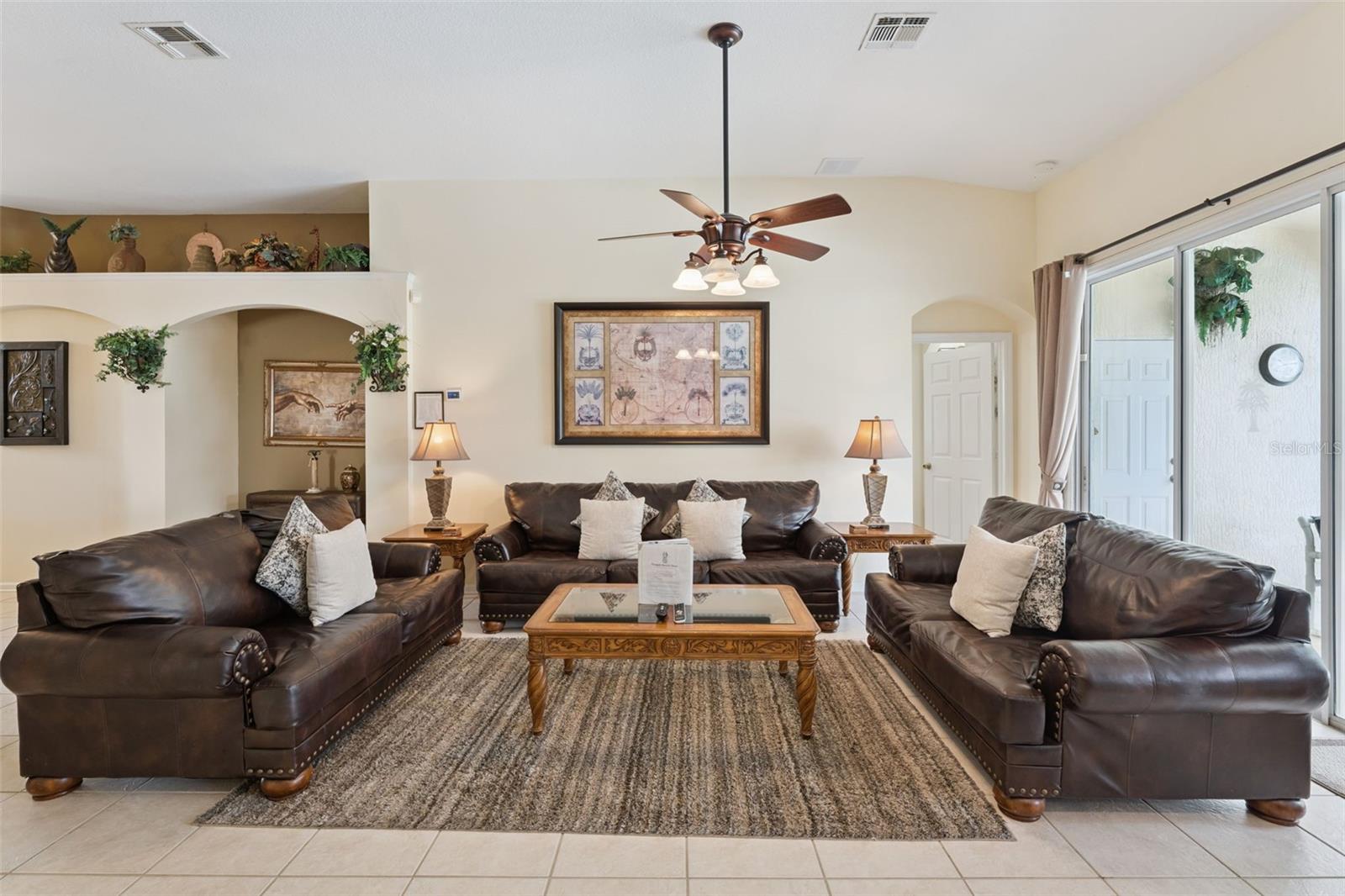 WYNDHAM PALMS - Residential