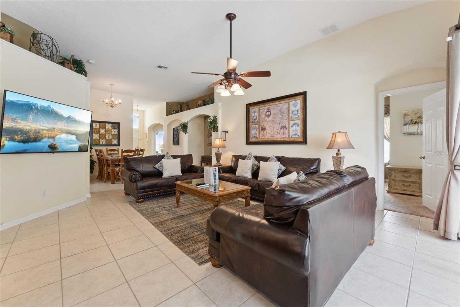 WYNDHAM PALMS - Residential