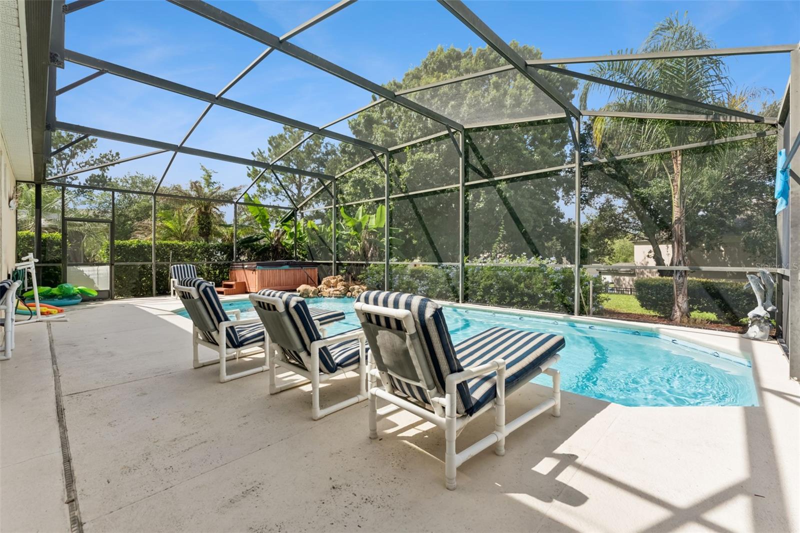WYNDHAM PALMS - Residential