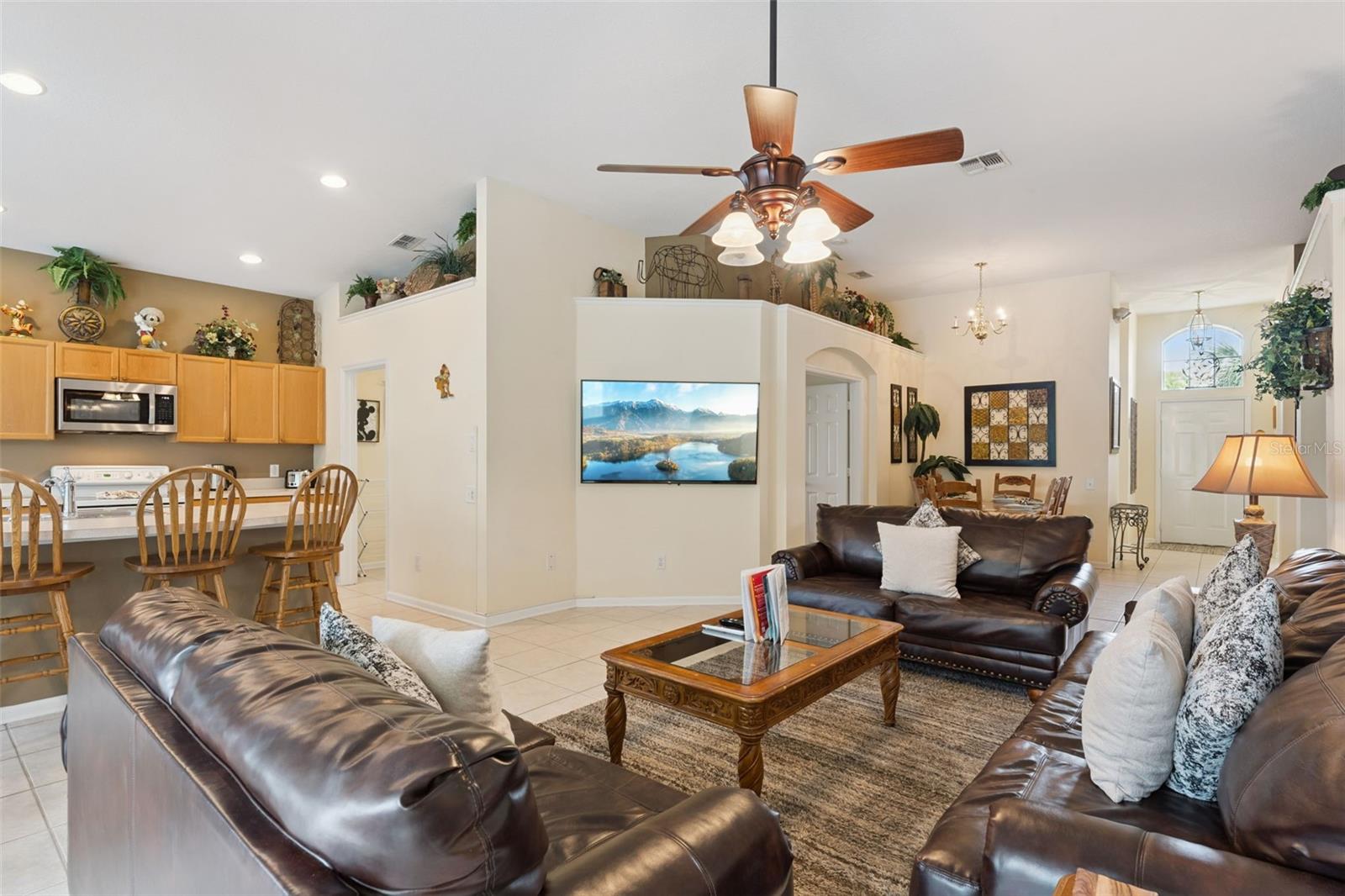 WYNDHAM PALMS - Residential