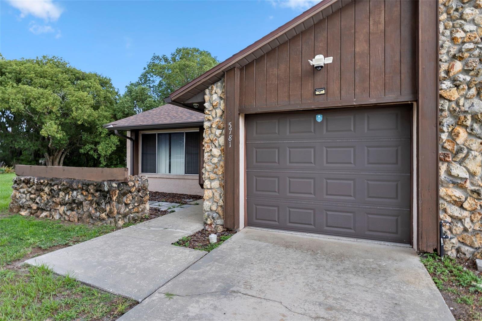 ALOMA PARK - Residential