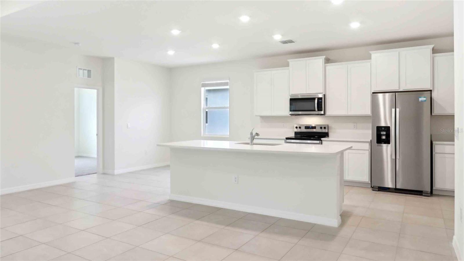 TWISTED OAKS - Residential