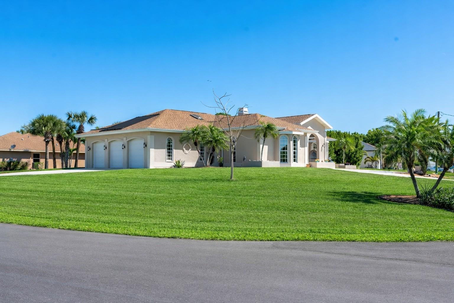 ROTONDA WEST LONG MEADOW - Residential