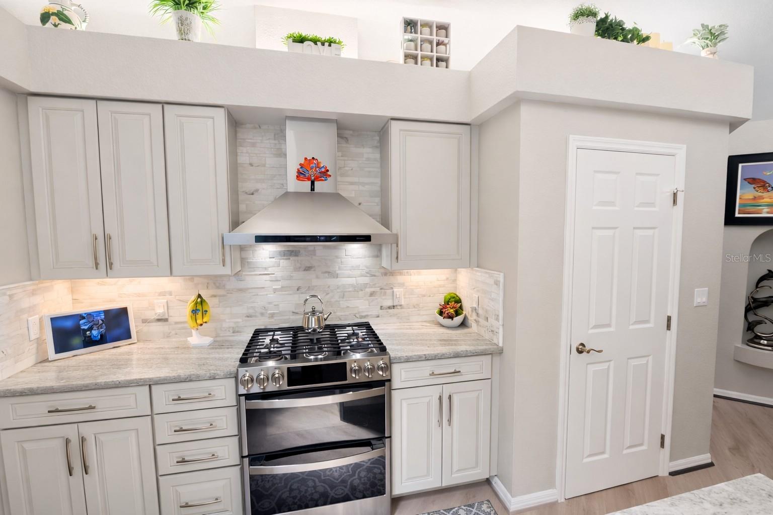 ROTONDA WEST LONG MEADOW - Residential
