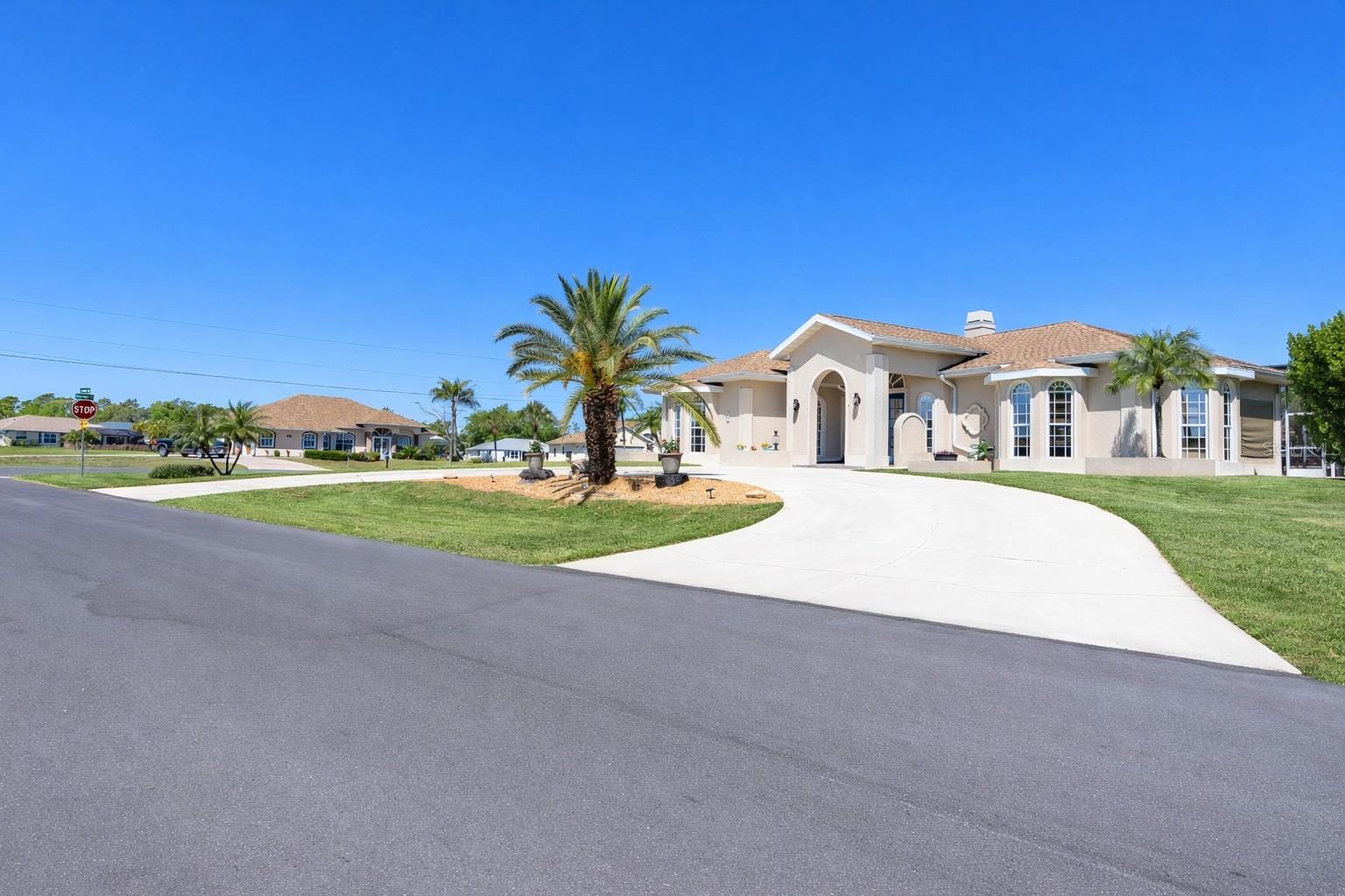 ROTONDA WEST LONG MEADOW - Residential