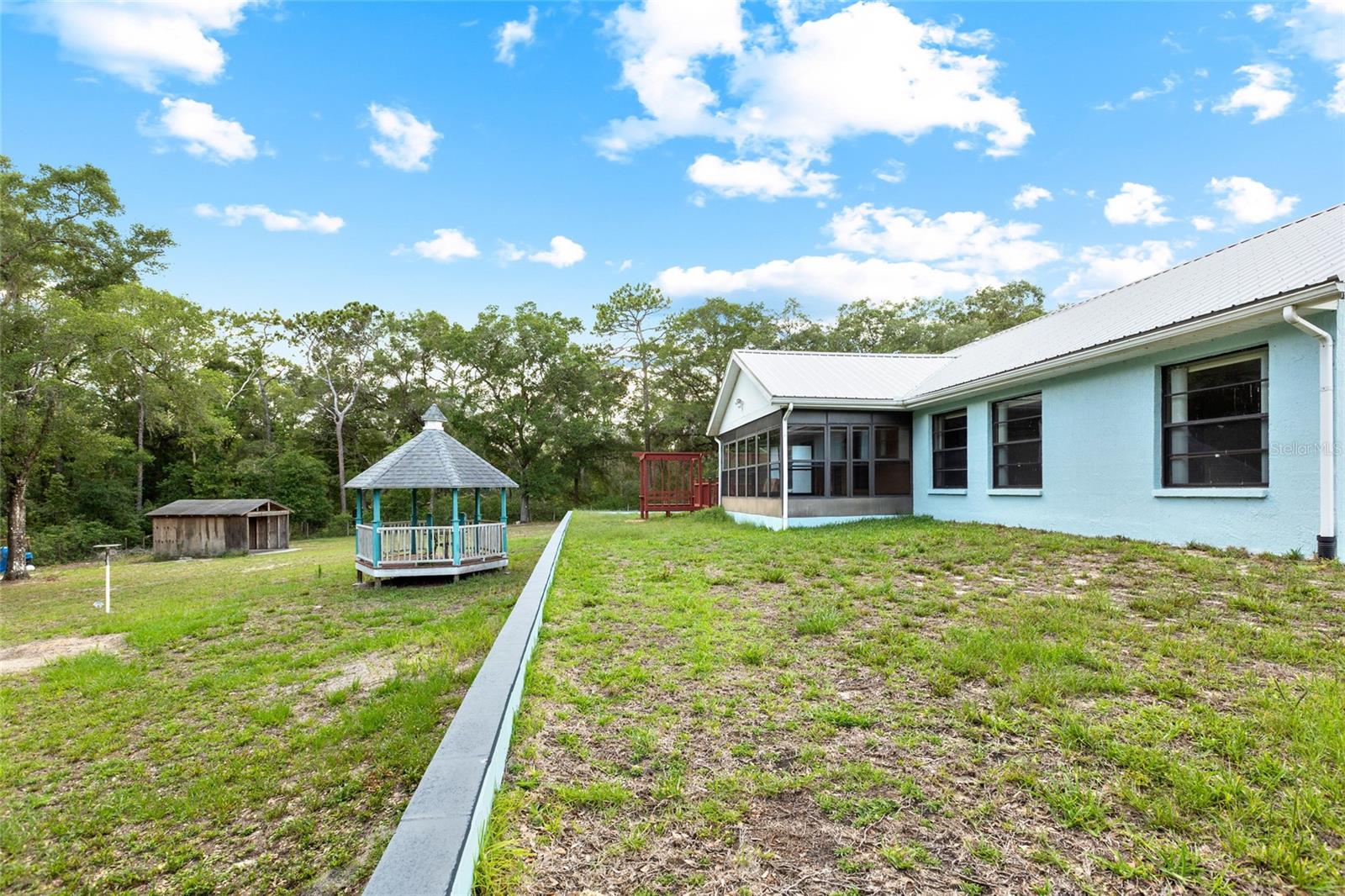FOREST HILLS UNREC - Residential