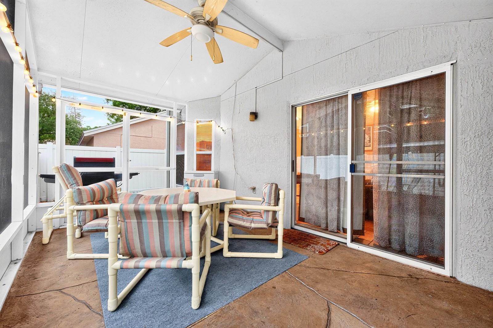 WOODFIELD OAKS - Residential