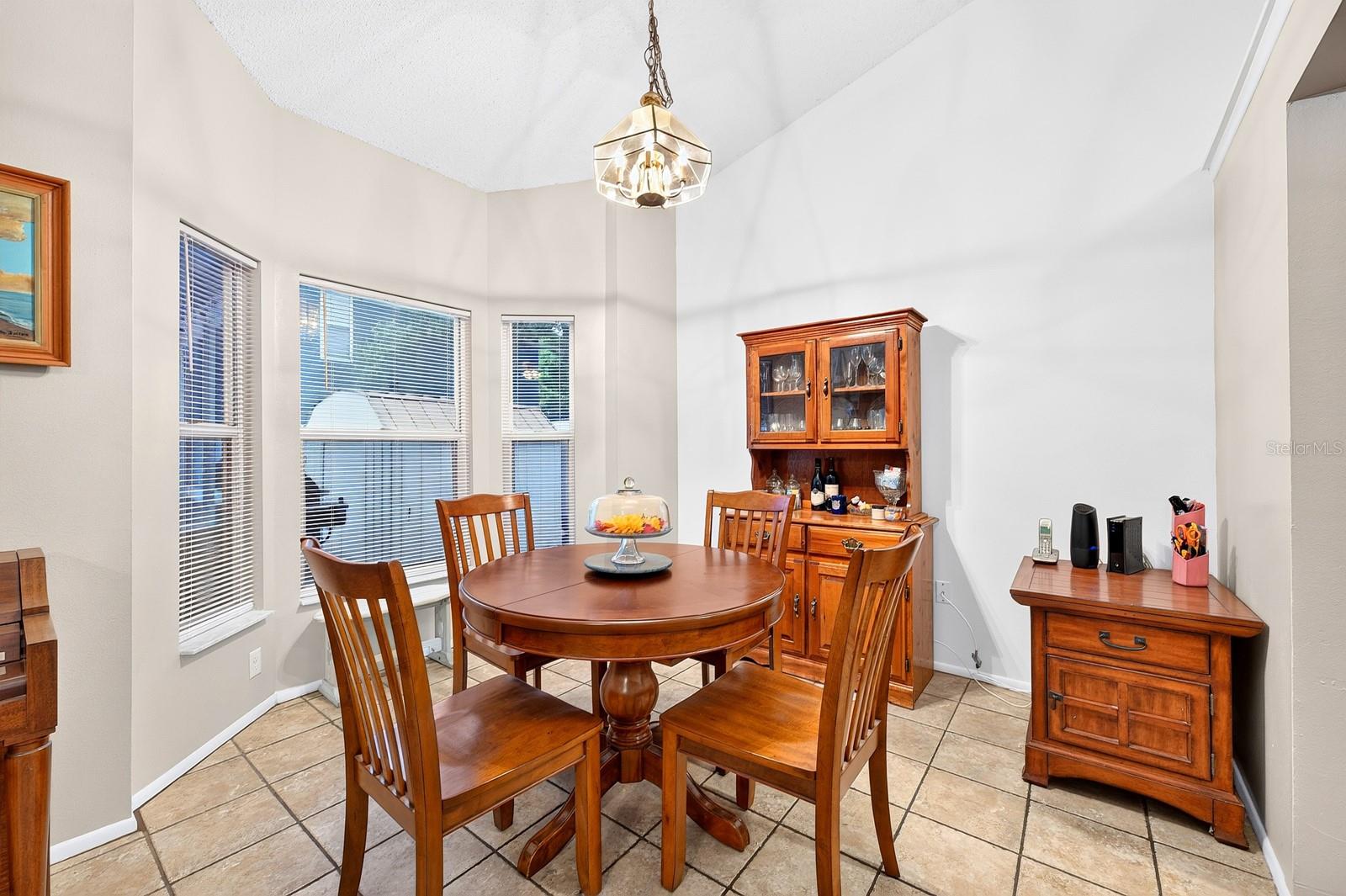 WOODFIELD OAKS - Residential