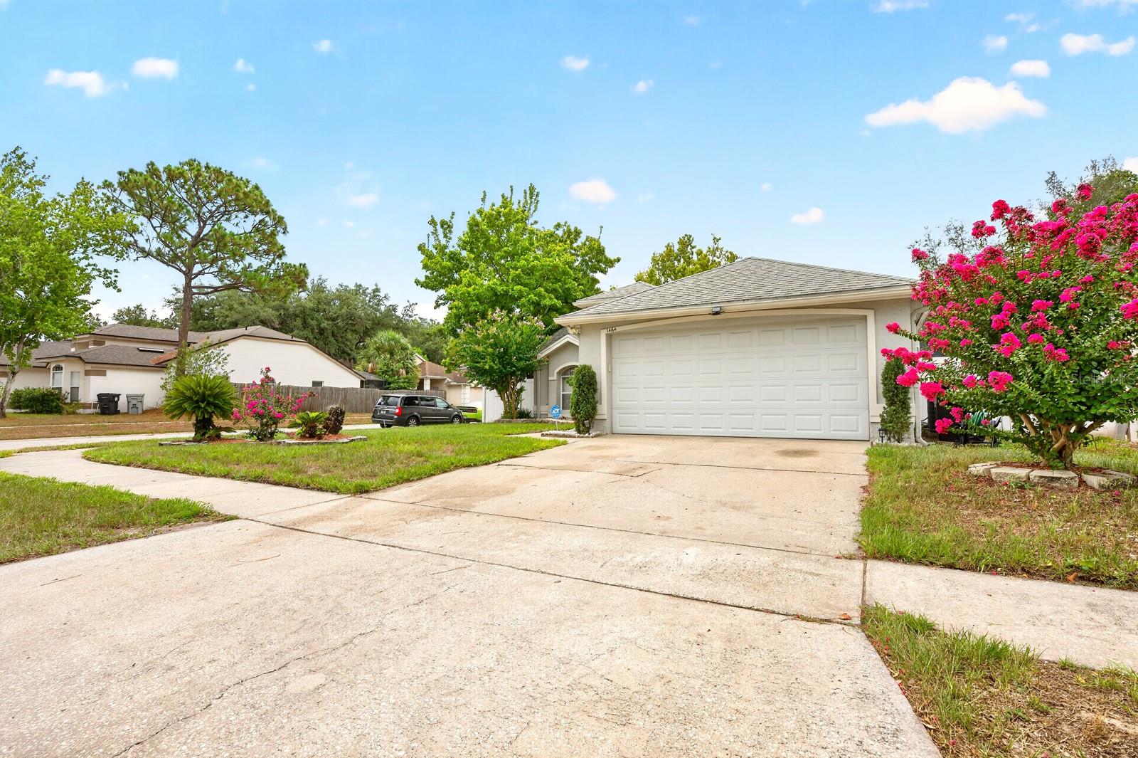 WOODFIELD OAKS - Residential