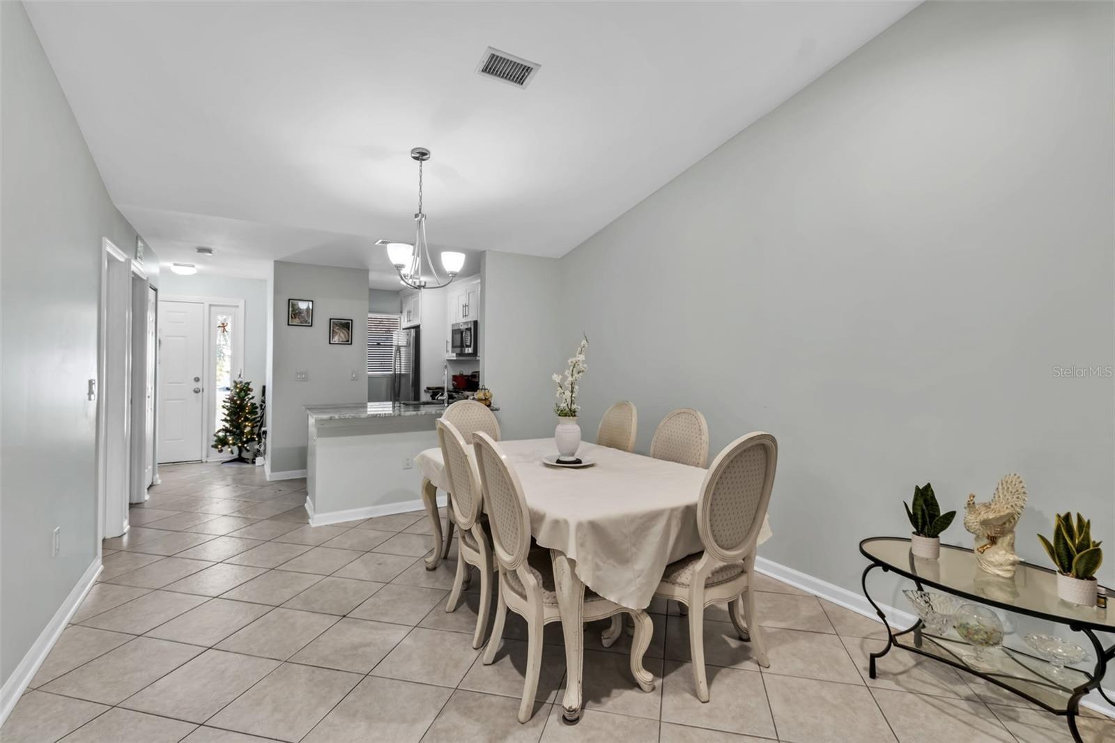 ROYAL PALM VILLAS - Residential