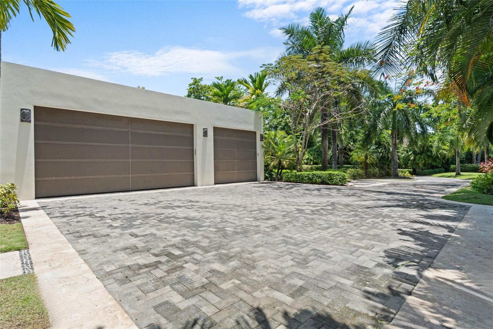 EAST BEACH - Residential