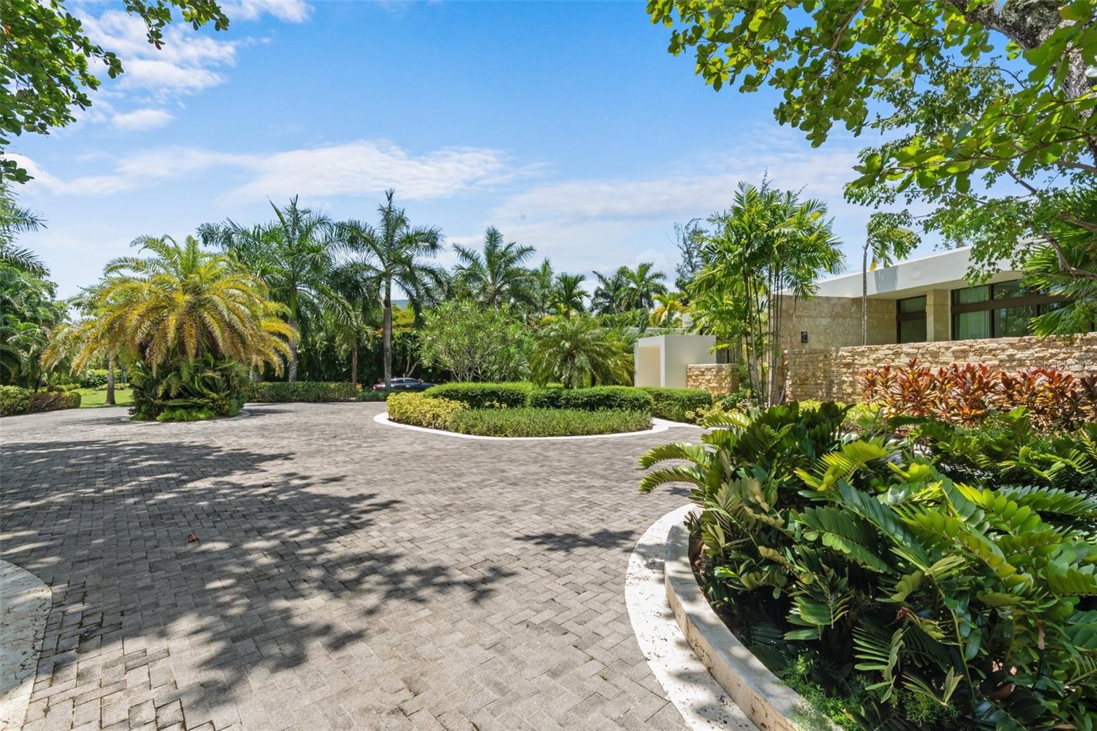 EAST BEACH - Residential