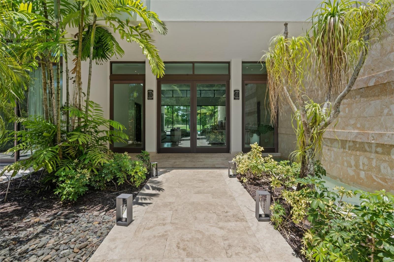 EAST BEACH - Residential