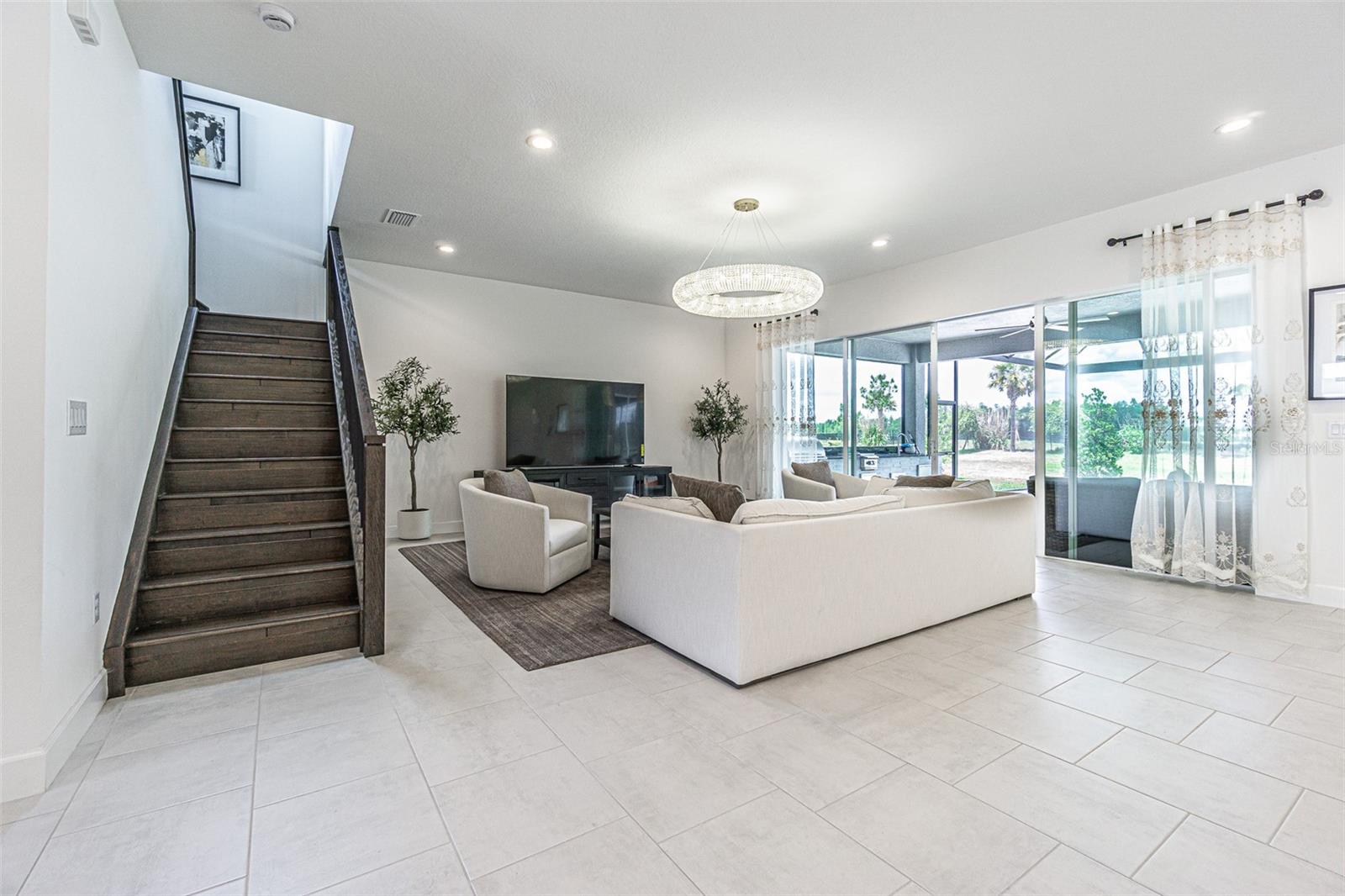 WINDING RDG PH 4 - Residential Lease